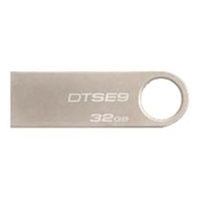 Kingston DataTraveler SE9 32GB USB 2.0 Flash Drive