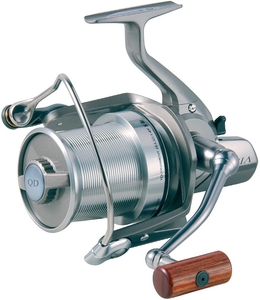 Daiwa Tournament Basia Carp Reel
