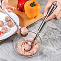 1 PC non-Stick Creative Meatball Maker Spoon Meat with Elliptical Leakage Hole Kitchen Utensil Gadget Tool
