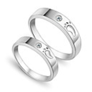 925 Sterling Silver Platinum Plated Couples Rings with Zirconia Decoration Set Of 2