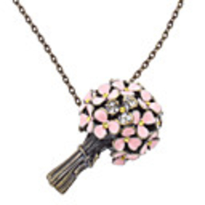A Flower Vintage Necklace