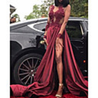 A-Line Floral Sexy Wedding Guest Prom Dress Illusion Neck Long Sleeve Court Train Lace Satin with Pleats Split 2020