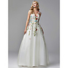 A-Line Floral White Quinceanera Formal Evening Dress V Neck Sleeveless Floor Length Lace Tulle with Embroidery Appliques 2020