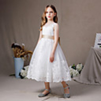 A-Line Jewel Neck Floor Length Lace / Tulle Junior Bridesmaid Dress with Appliques