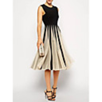 A-Line Little Black Dress Black Wedding Guest Cocktail Party Dress Jewel Neck Sleeveless Knee Length Polyester with Pleats 2020