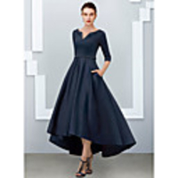 A-Line Mother of the Bride Dress Elegant V Neck Floor Length Satin Half Sleeve with Pleats 2020