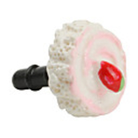 Anti-dust Fashionable Earphone Jack for iPhone and iPad (Cake)