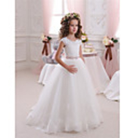Ball Gown Sweep / Brush Train Wedding / Birthday / First Communion Flower Girl Dresses - Lace / Tulle / Cotton Cap Sleeve Scalloped Neckline with Bow(s) / Beading / Appliques