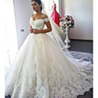 Ball Gown Wedding Dresses Off Shoulder Court Train Lace Short Sleeve Formal Sparkle Shine with Appliques 2020