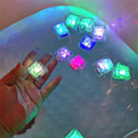Bath Toy Fishing Floating Squirts Toy Bathtub Pool Toys Bath Toys Bathtub Toy Light-up Ice Cubes Plastic Flashing Colored Liquid Sensor Changing Lights Bathtub Bath Time Bathroom 8 pcs Kid