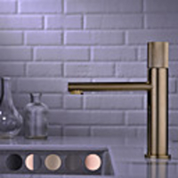 Bathroom Sink Faucet - Black / Rose Gold / Brushed Gold / Brushed Gun Color / Black Rose Gold Wash Room Deck Mounted Brass Basin Faucet Centerset Single Handle One Hole Bath Taps Vanity Vessel Sink