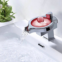 Bathroom Sink Faucet - LED / Waterfall Chrome Centerset Single Handle One HoleBath Taps