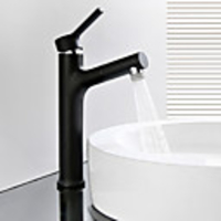 Bathroom Sink Faucet - Pullout Spray Black Centerset Single Handle One HoleBath Taps