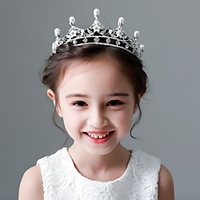 Blinging Cute Pearl / Rhinestone / Alloy Headpiece with Imitation Pearl / Crystals 1 pc Anniversary / Birthday Headpiece