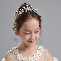 Bright Party Pearl / Rhinestone / Alloy Headpiece with Crystals 1 pc Special Occasion / Birthday Headpiece