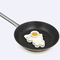 Creative Kitchen Spaceman Omelette Silicone Omelette Mold