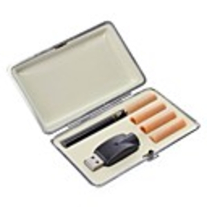 E-cigarette Set with Leather Cigarette Case and 4-pack Refills