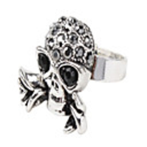 Fashionable Skull Rhinestone Studded Ring with Rose