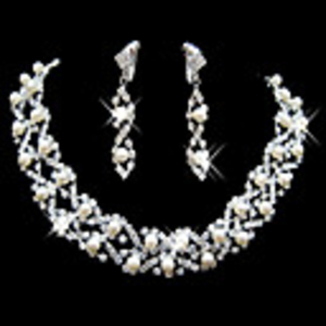 Fashionable Zircon Bridal Necklace And Earrings Sets (Silver)