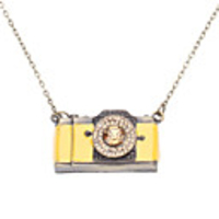 Petrol Dripping Diamond Inlaid Camera Vintage Necklace