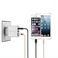 Portable Quick Charge 3.0 9V/12V USB Charger with 3-Port