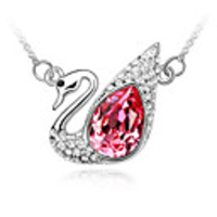 RedShining Crystal And Platinum Plated Alloy Swan Shaped Pendant Necklace