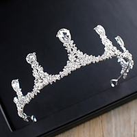Retro Princess Metalic Headpiece with Crystals 1 Piece Wedding / Special Occasion Headpiece