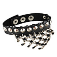 Retro Punk Style Elegant Rivet Design Bracelet for Women