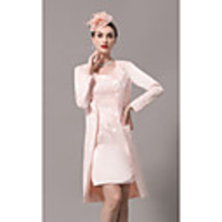 Sheath / Column Mother of the Bride Dress Elegant Plus Size Scoop Neck Knee Length Satin Sleeveless with Beading Appliques 2020 Mother of the groom dresses