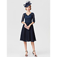 Sheath / Column Mother of the Bride Dress Elegant V Neck Knee Length Chiffon Sheer Lace Half Sleeve with Lace 2020