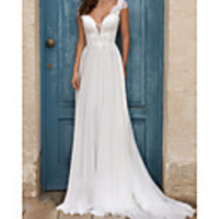 Sheath / Column Wedding Dresses V Neck Court Train Chiffon Lace Sleeveless Country with 2020