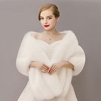 Sleeveless Elegant Faux Fur Party / Evening / Wedding Party Shawl Wrap / Women