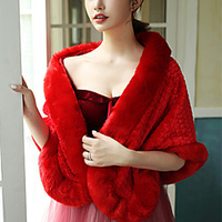 Sleeveless Shawls / Bridal Faux Fur Wedding / Party / Evening Shawl Wrap / Women
