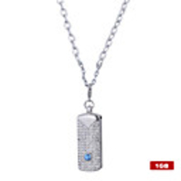 Stainless Steel Crystal USB 2.0 Flash drive Necklace (1GB)