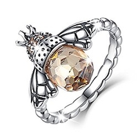 sterling silver queen bee with clear cubic zircon stacking band ring, size 10