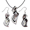 Streamline Pattern Black Vaidurya Necklace and Earring