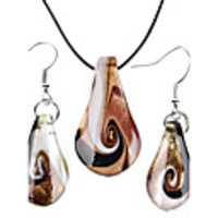 Streamline Pattern Golden Brown Vaidurya Necklace and Earring