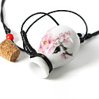 Stylish Hand Woven Ceramic Necklaces (Vase)