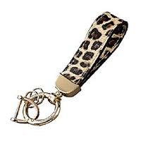 stylish keychain accessories for women car key chain lanyard keychain bracelet birthday gifts for women (leopard print)