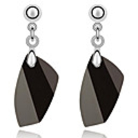 Top Crystal Ear Nails