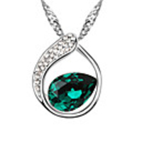 Torus Surround Peach Hearts Pattern Fashion Crystal Necklace