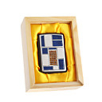 Trendy Oil Lighter with Protective Wooden Case