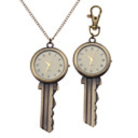 Unisex Key Style Alloy Analog Quartz Keychain Necklace Watch (Bronze)