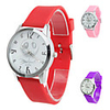 Unisex Silicone Style Analog Quartz Wrist Watch (Assorted Colors)