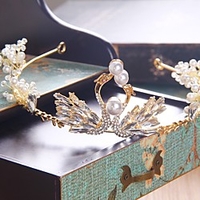 Wedding Bridal Alloy Headpiece with Crystals 1 pc Wedding / Special Occasion Headpiece