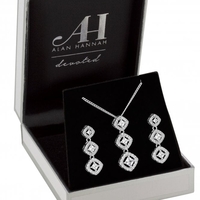Silver Plated Clear Cubic Zirconia Diamond Shape 3 Drop Pendant And Earring Matching Set