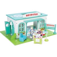 Le Toy Van Hospital Play Set