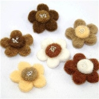Habico Felt Shapes 2.5cm Flower with Cir