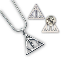 Harry Potter Deathly Hallows Necklace and Pin Badge Set